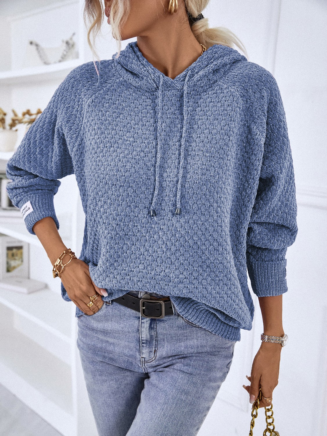 LB | Swobodny i modny sweter
