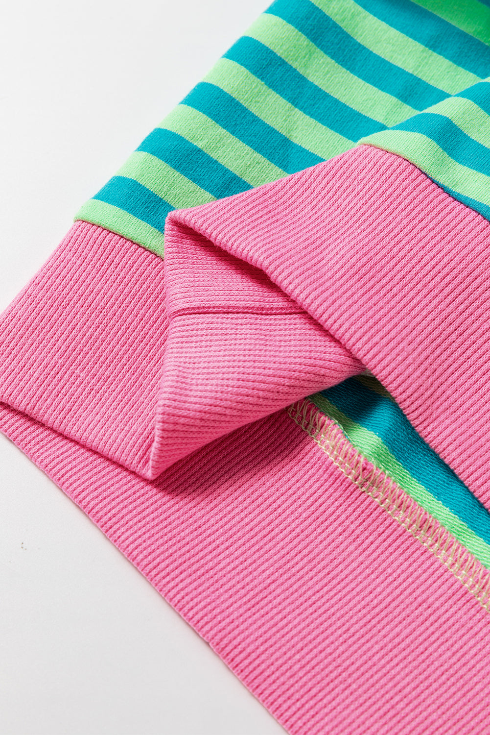 AS | Swobodny i stylowy sweter zimowy