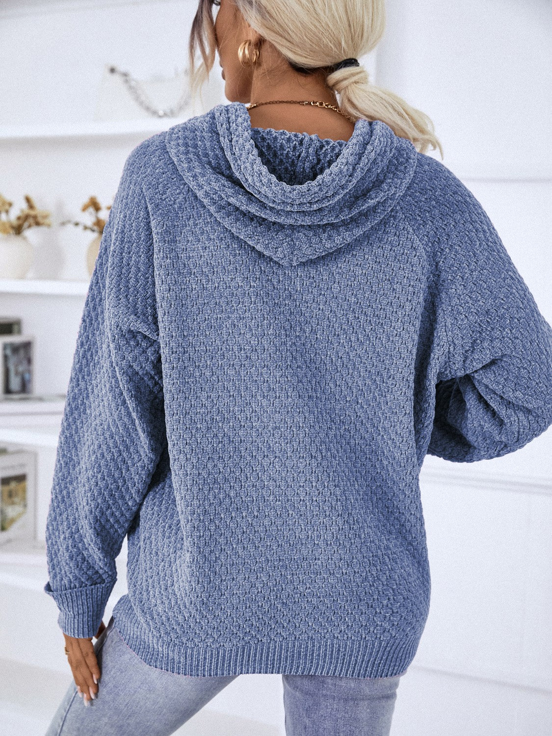 LB | Swobodny i modny sweter