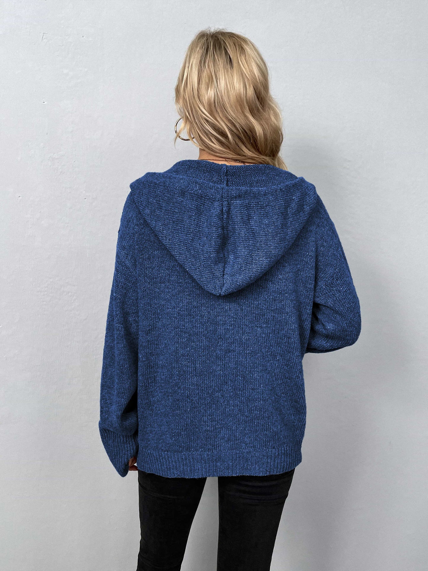 LB | Luźny i modny sweter