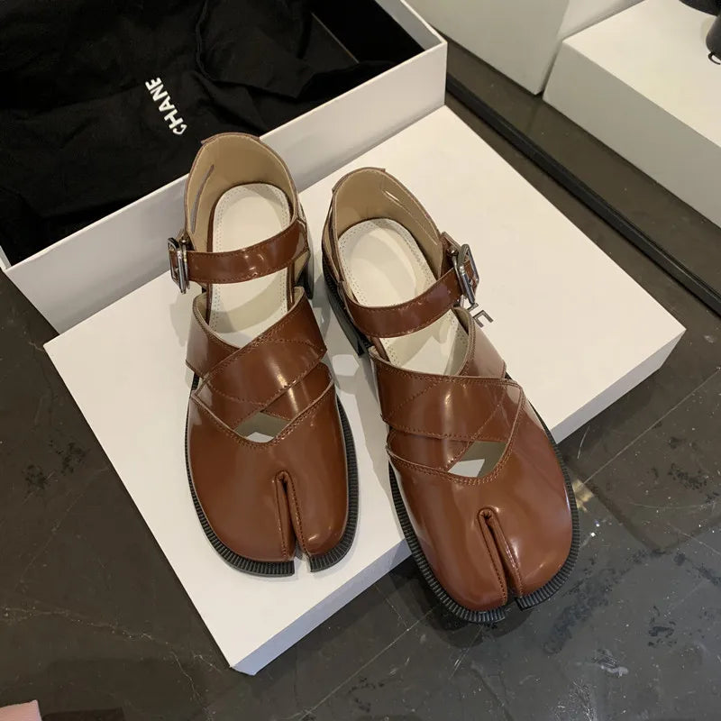LB | Skórzane buty z dzielonym noskiem