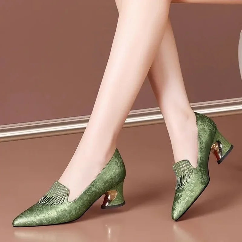 Smukłe i wspierające ortopedyczne Buty