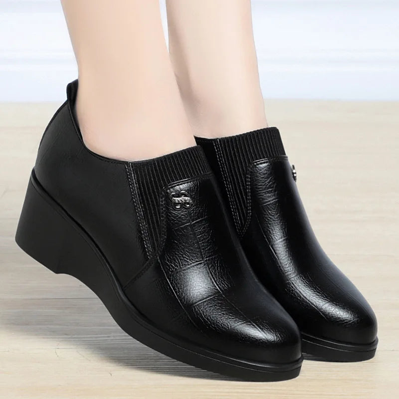 Smukłe i wspierające ortopedyczne Buty