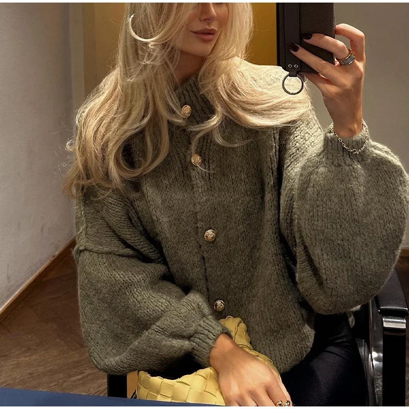 LB | Dopasowany i elegancki sweter zimowy