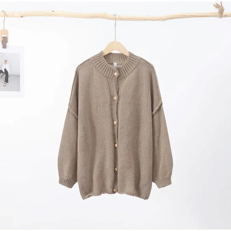 LB | Dopasowany i elegancki sweter zimowy