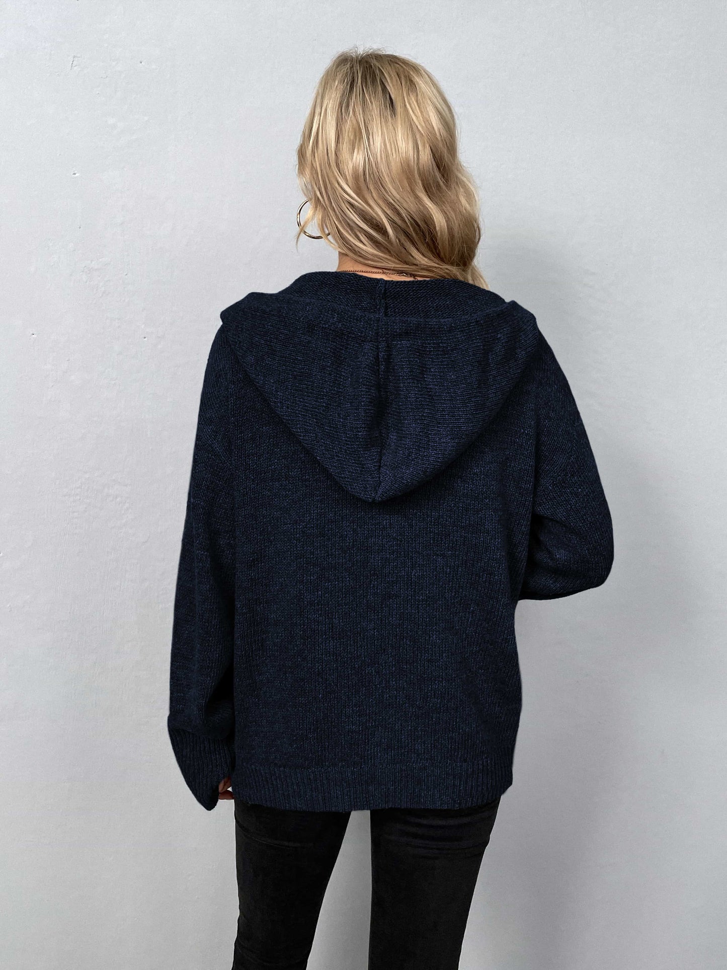 LB | Luźny i modny sweter