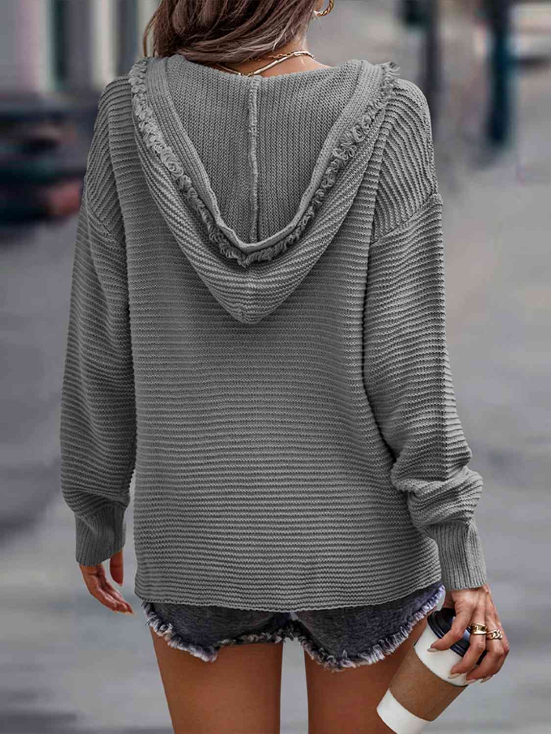 LB | Modny i minimalistyczny sweter zimowy