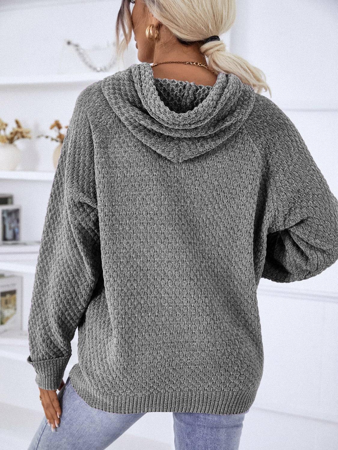 LB | Swobodny i modny sweter