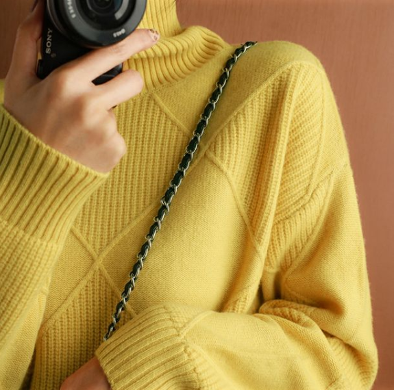LB | Elegancki kaszmirowy sweter z golfem