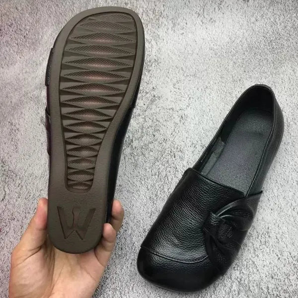LB | Miękkie skórzane loafersy z detalem węzła