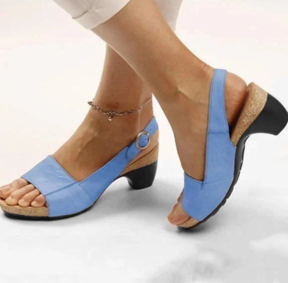 LB | Otwarte sandały slingback z blokowym obcasem