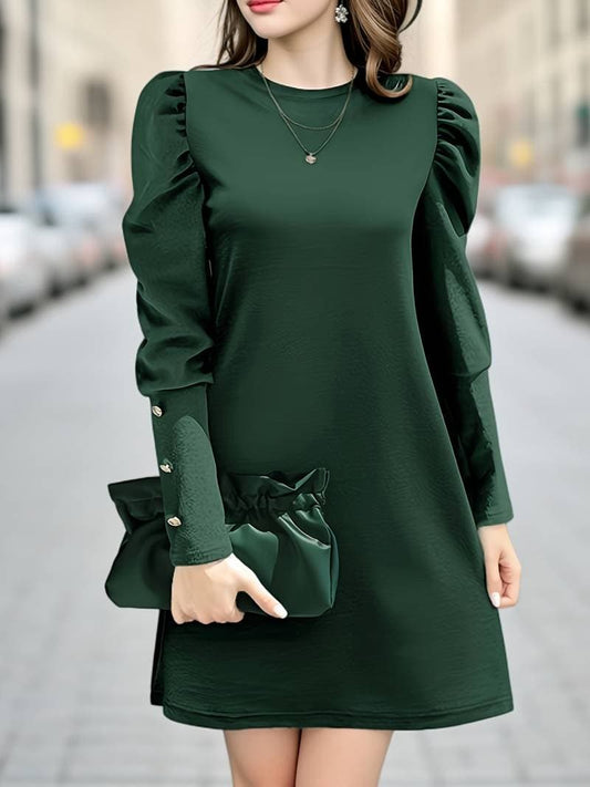 LB | Modna i minimalistyczna sukienka zimowa