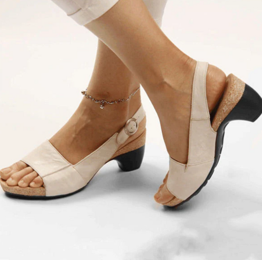 LB | Otwarte sandały slingback z blokowym obcasem