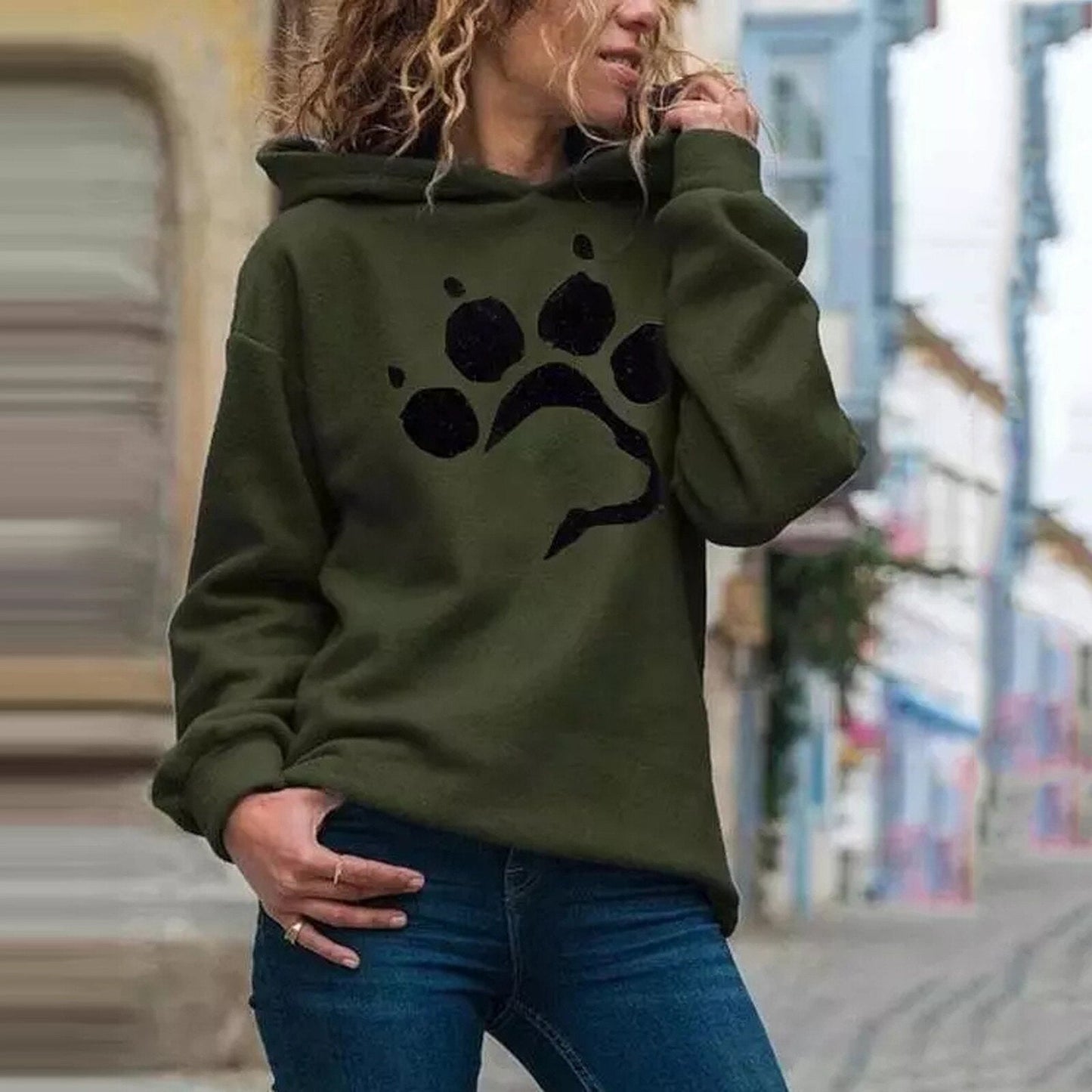 LB | Swobodna i modna bluza z kapturem