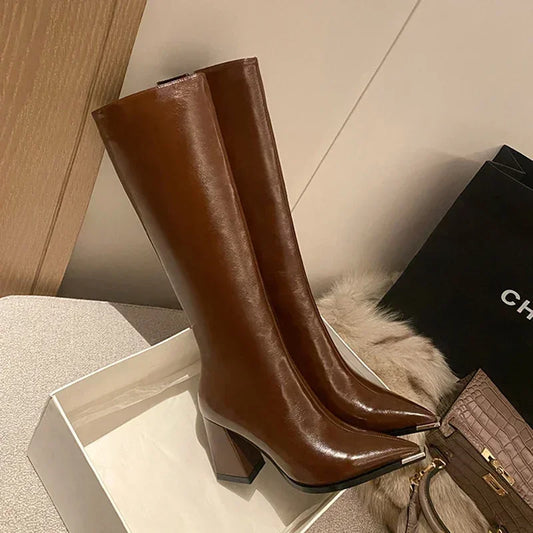 Smukłe i wspierające ortopedyczne Buty