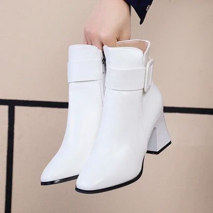 Smukłe i wspierające ortopedyczne Buty