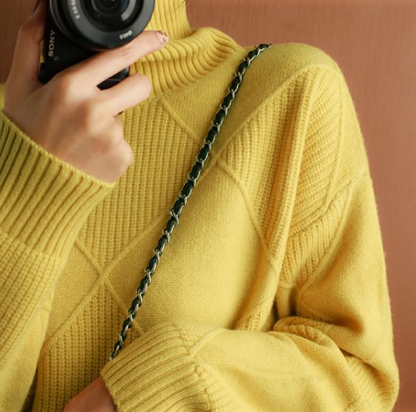 LB | Elegancki kaszmirowy sweter z golfem