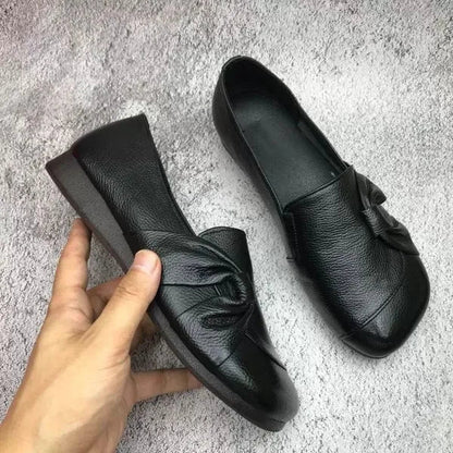 LB | Miękkie skórzane loafersy z detalem węzła