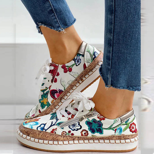 LB | Espadryle z kwiatowym nadrukiem